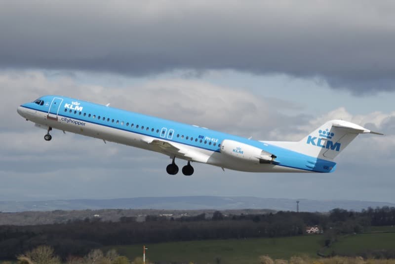 Fokker F100