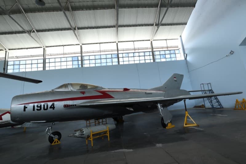MiG-19P Farmer